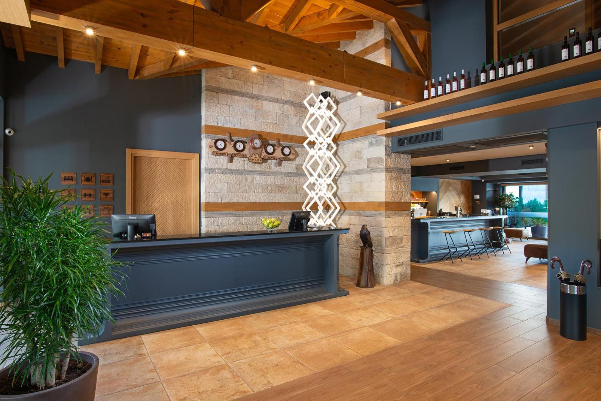Wine & Spa Hotel Chukara Τριάβνα Εξωτερικό φωτογραφία