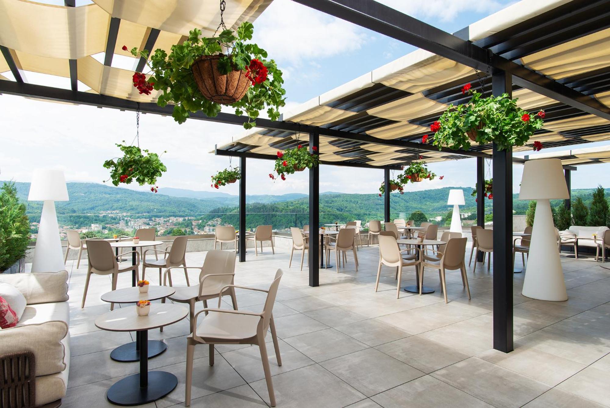 Wine & Spa Hotel Chukara Τριάβνα Εξωτερικό φωτογραφία